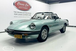 Alfa Romeo Spider 1.6 Cabriolet / Roadster 1983 Blue