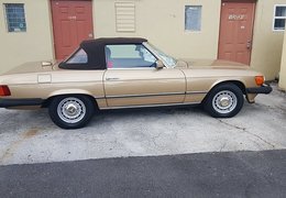 Mercedes-Benz 380 SL Cabriolet / Roadster 1985 Gold Mercedes-Benz 380 SL Cabriolet / Roadster 1985 Gold Car for Sale. 449956