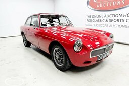 MG MGB GT Coupe 1968 Rojo