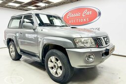 Nissan Patrol GR 3.0 DI Turbo Todoterreno 2005 Gris