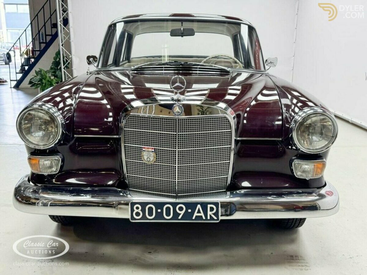 1966 Mercedes-Benz 200 D, foto 2