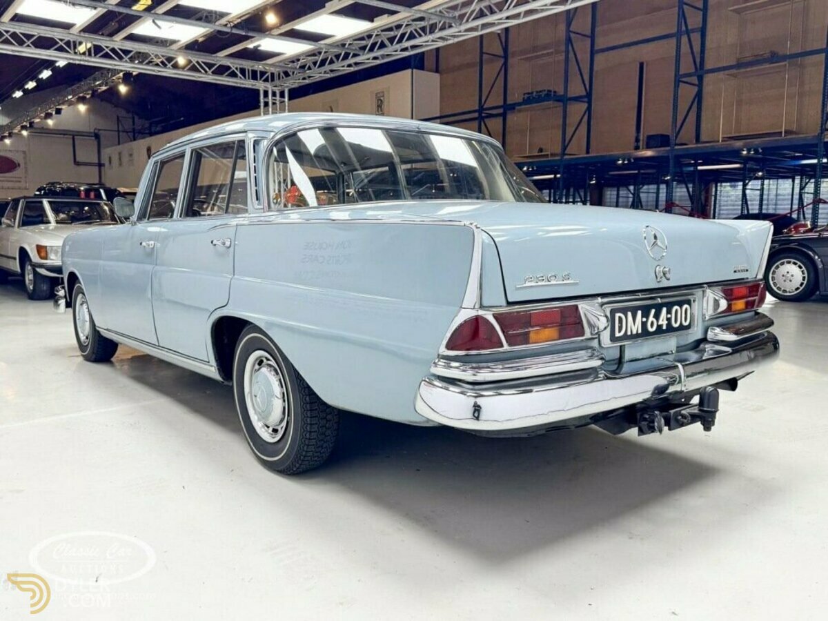 1965 Mercedes-Benz 230 230S, foto 4