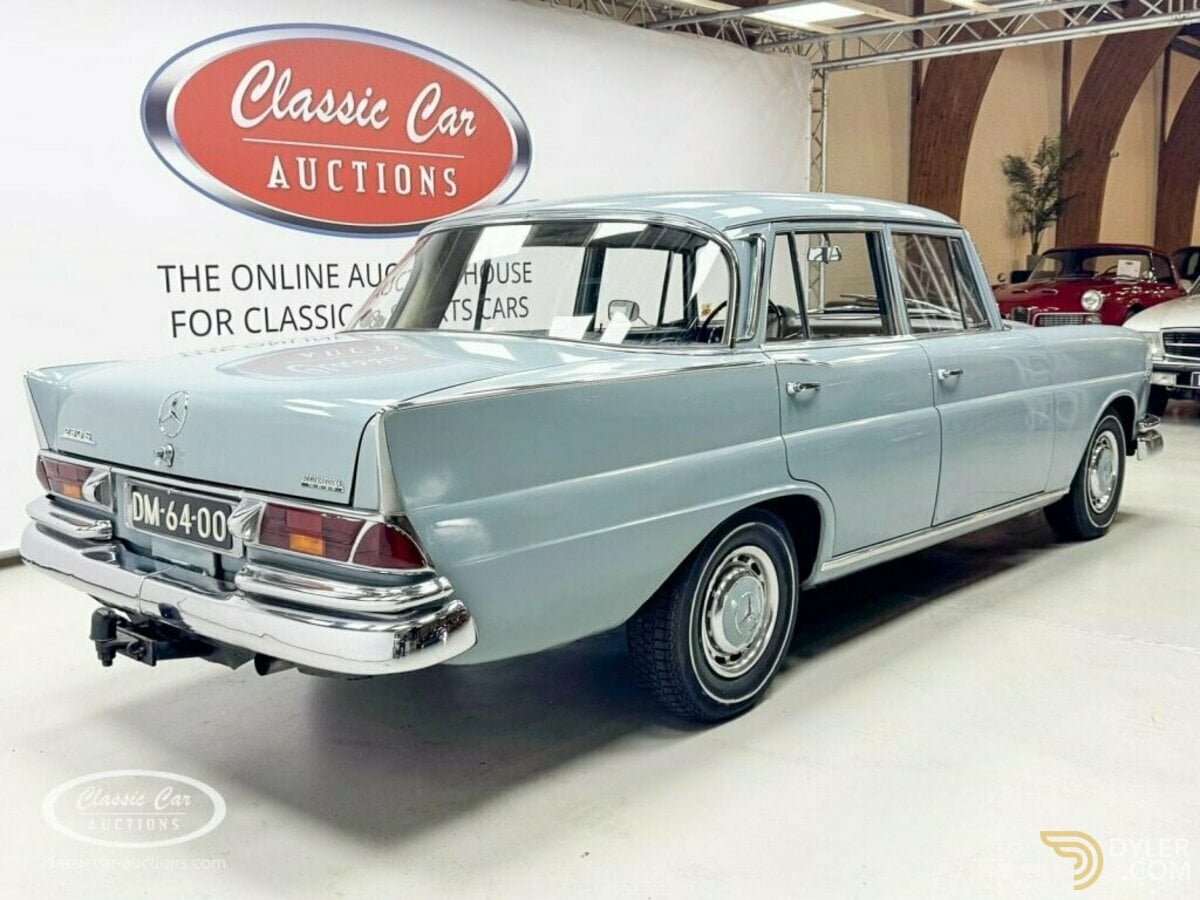1965 Mercedes-Benz 230 230S, foto 6
