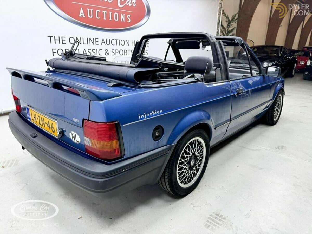 1986 Ford Escort Ghia Convertible, foto 6
