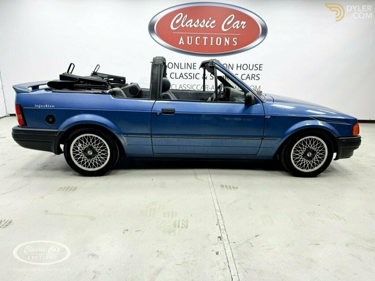 1986 Ford Escort Ghia Convertible, foto 7