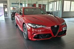 Alfa Romeo Giulia Quadrifoglio Sedan / Saloon 2025 Red