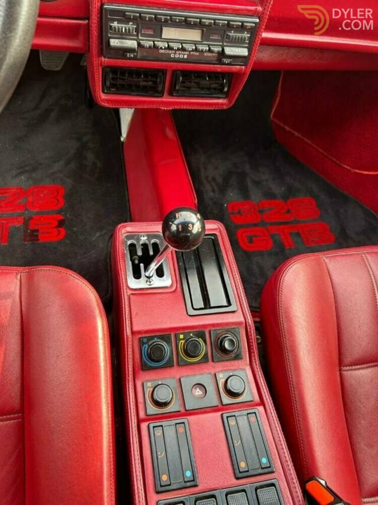 1987 Ferrari 328 GTS, foto 12