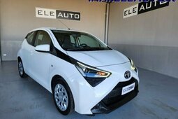 Toyota Aygo Connect Sedan / Saloon 2020 White
