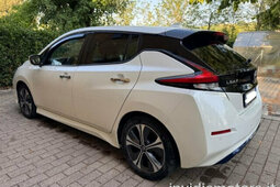 Nissan Leaf Tekna Sedan / Saloon 2021 White