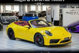 Porsche 911 GTS Cabriolet Descapotable / Roadster 2021 Amarillo