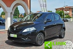 Lancia Ypsilon Ecochic Sedan / Saloon 2019 Black