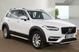 Volvo XC90 Momentum 2017 Bianco