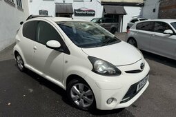 Toyota Aygo 1.0 VVT-i Fire Euro 5 5dr Hatchback 2013 White