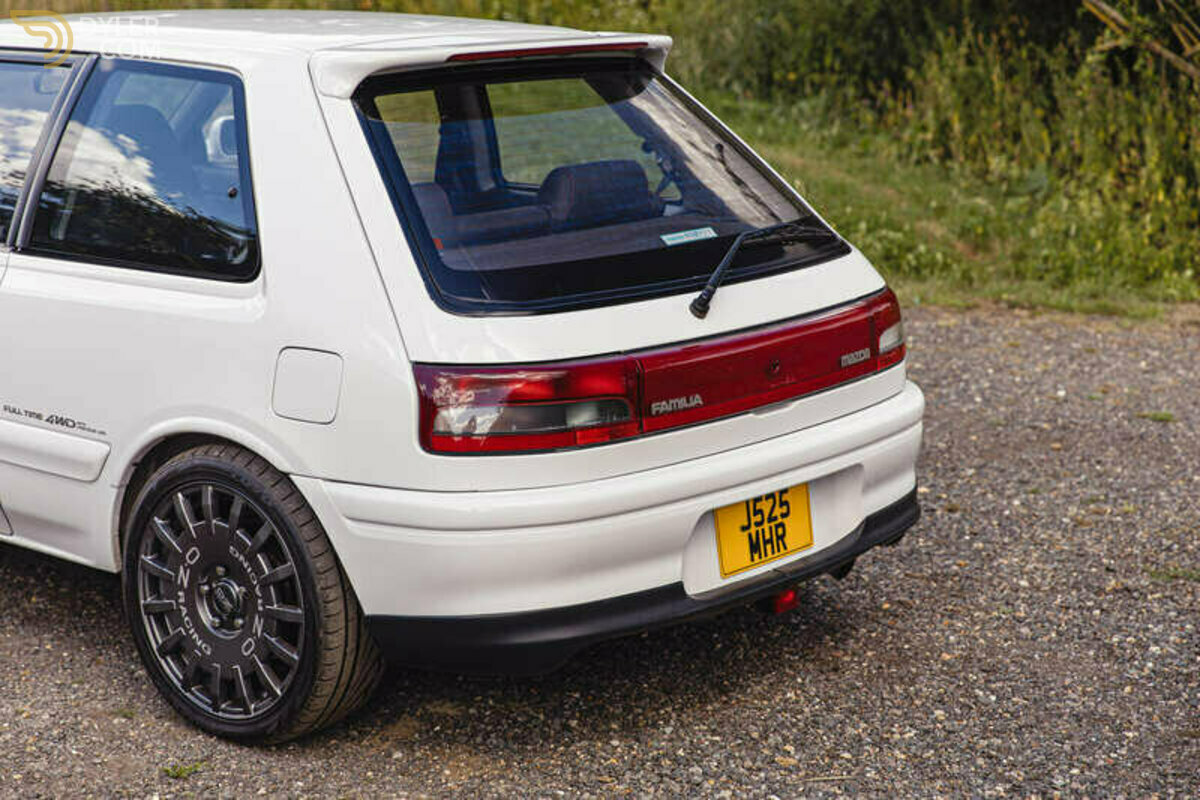 1992 Mazda 323 GT, foto 9
