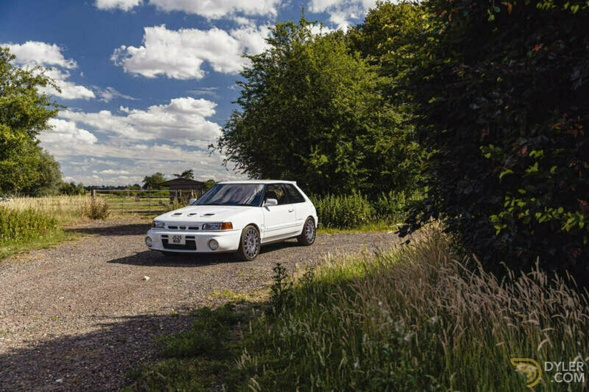 1992 Mazda 323 GT, foto 11