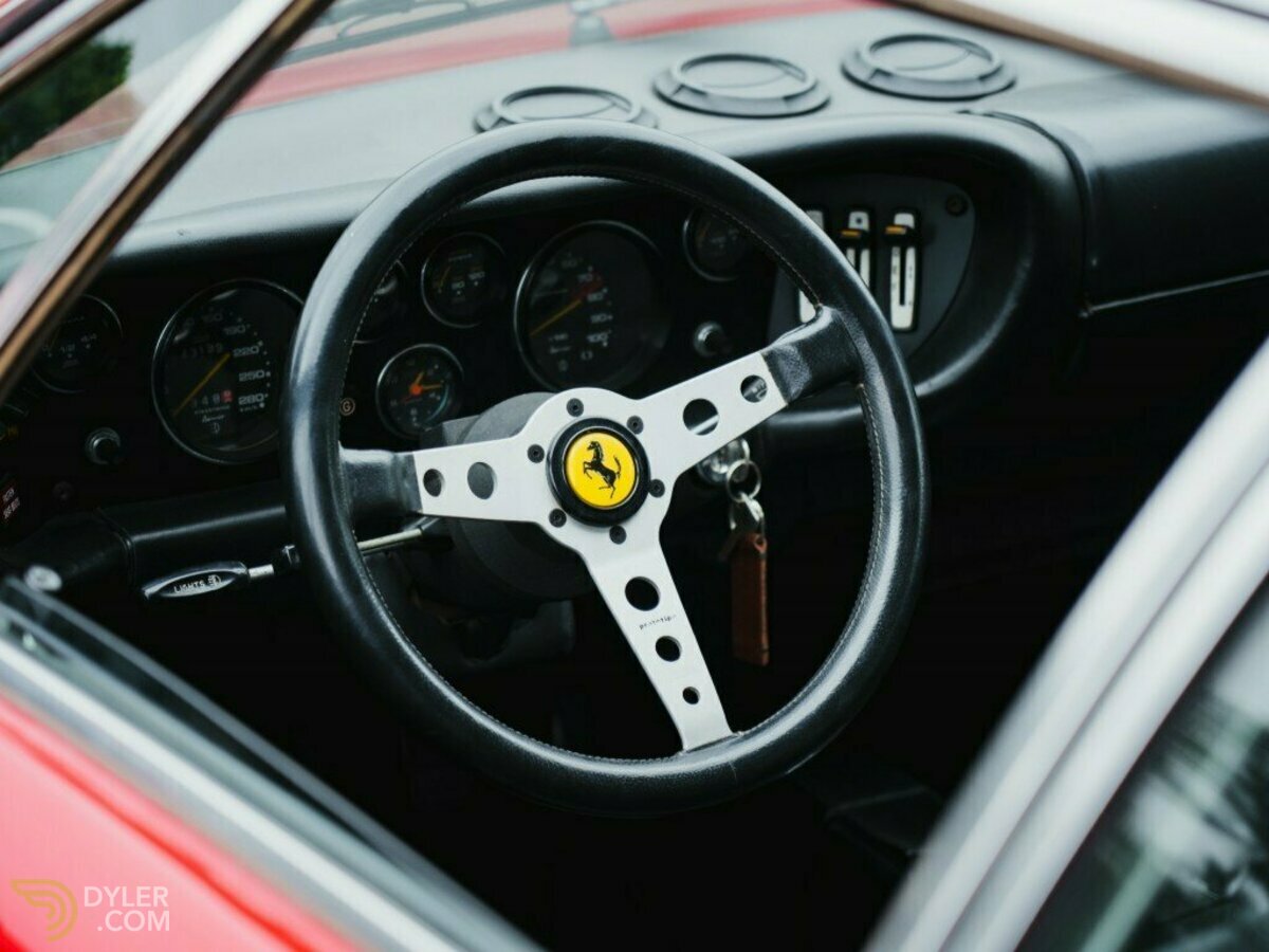1975 Ferrari 208 GT4 2+2 Coupe, foto 6