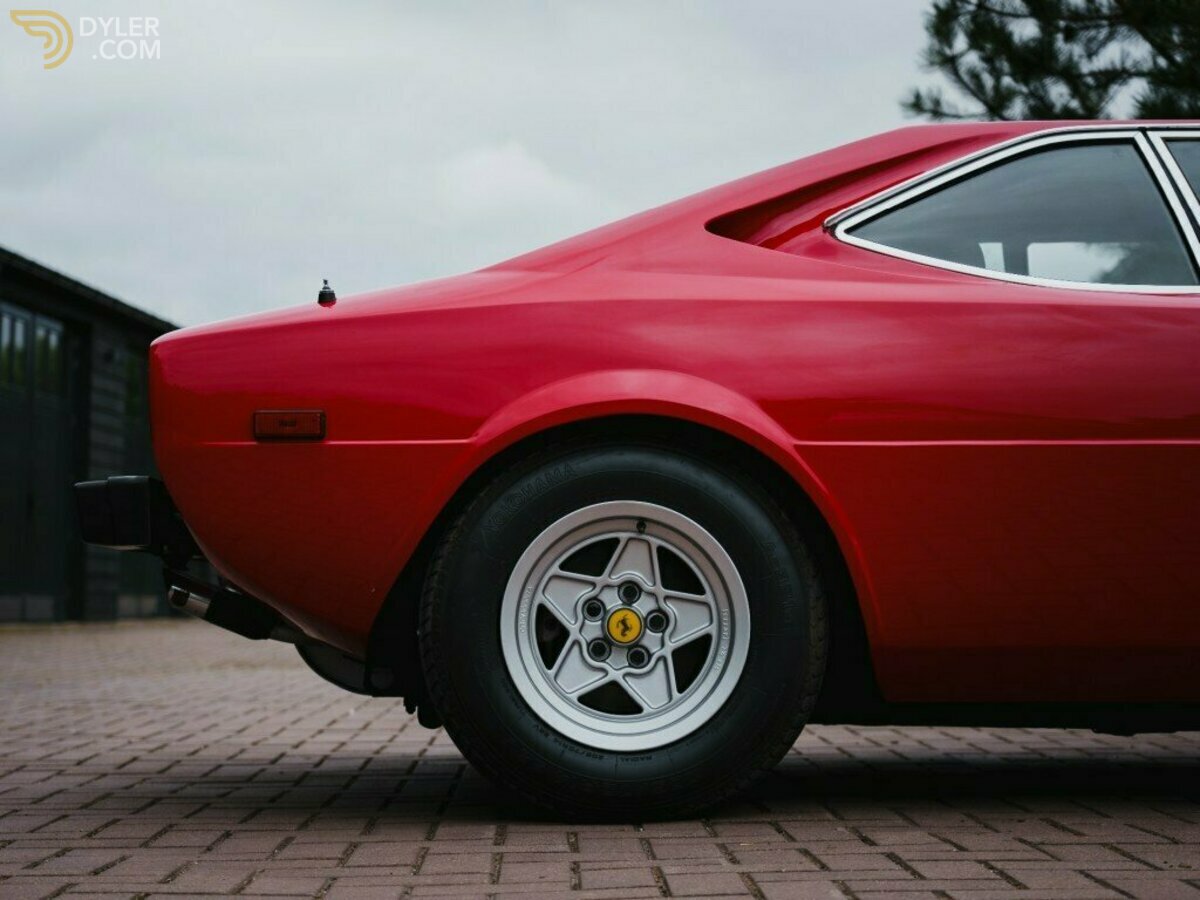 1975 Ferrari 208 GT4 2+2 Coupe, foto 9
