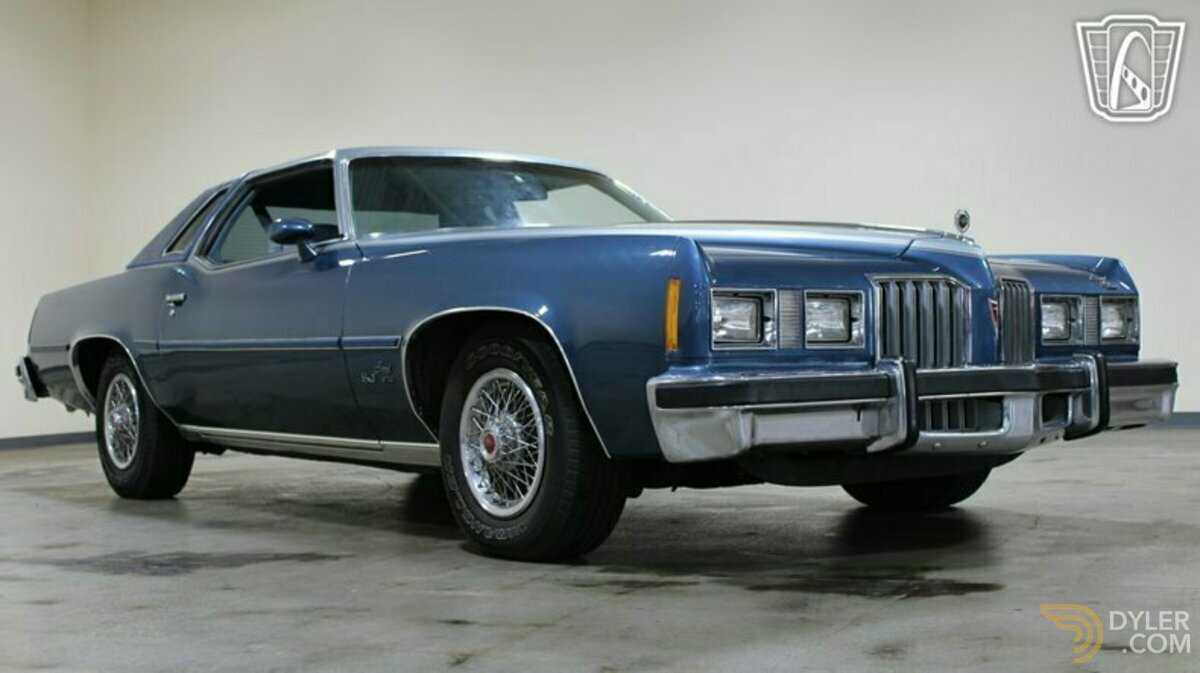 1977 Pontiac Grand Prix, foto 2