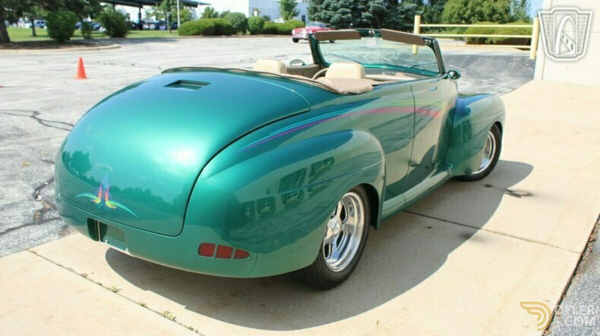 1947 Ford Cabriolet, foto 3