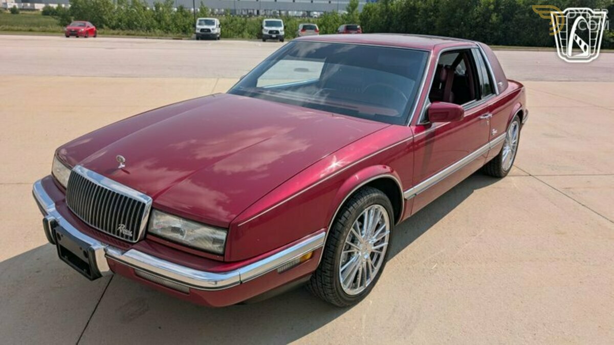 1990 Buick Riviera, foto 2
