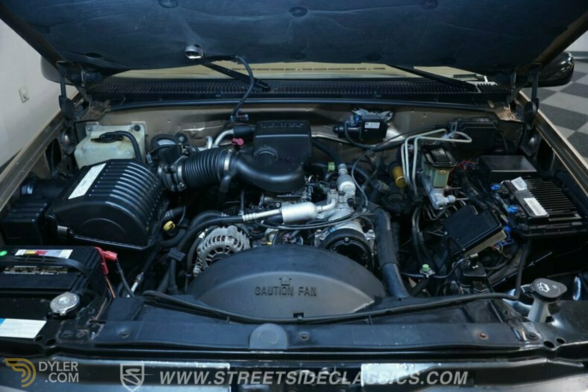 1999 Chevrolet Suburban 2500, foto 3