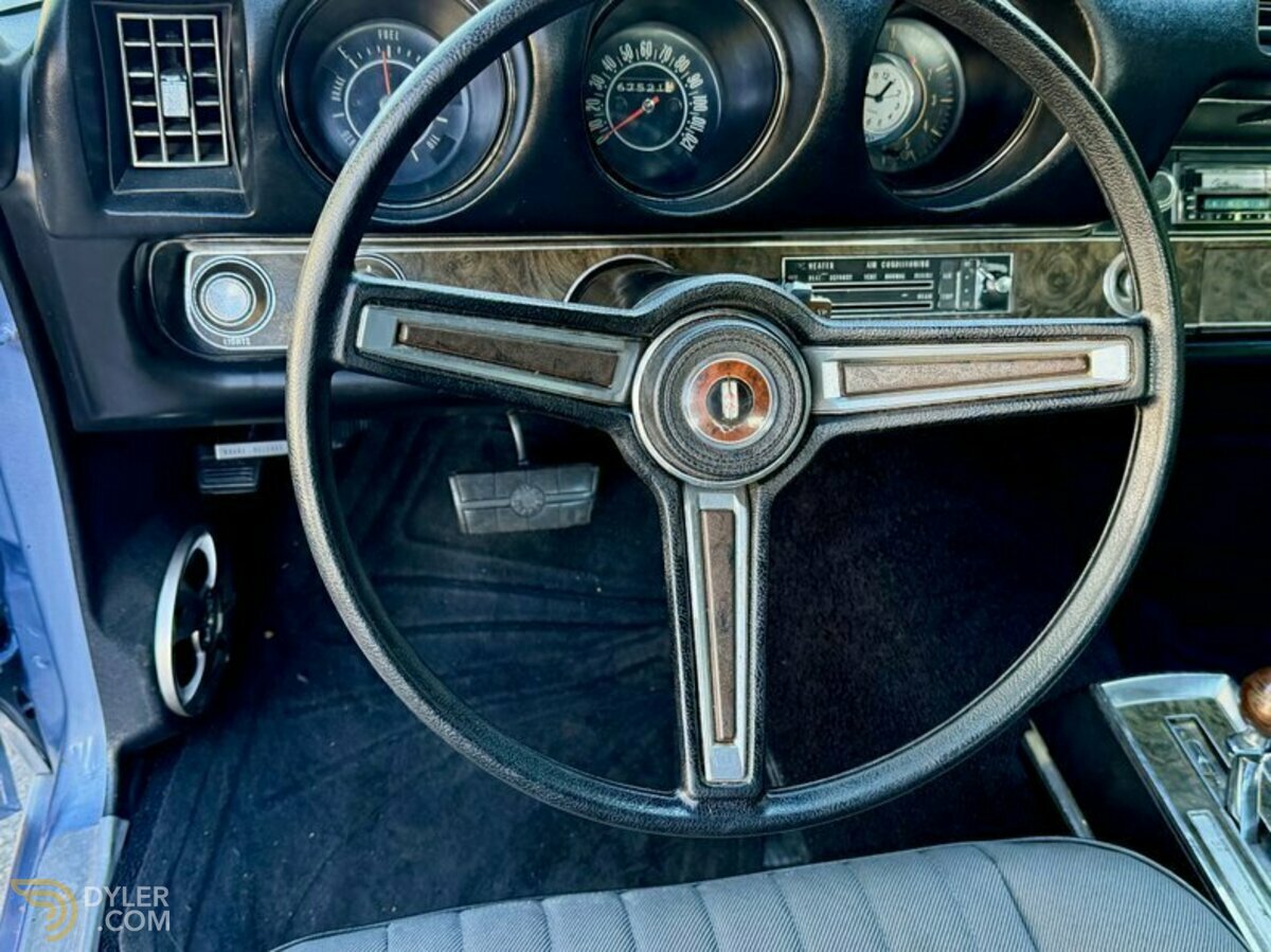 1969 Oldsmobile Cutlass, foto 2