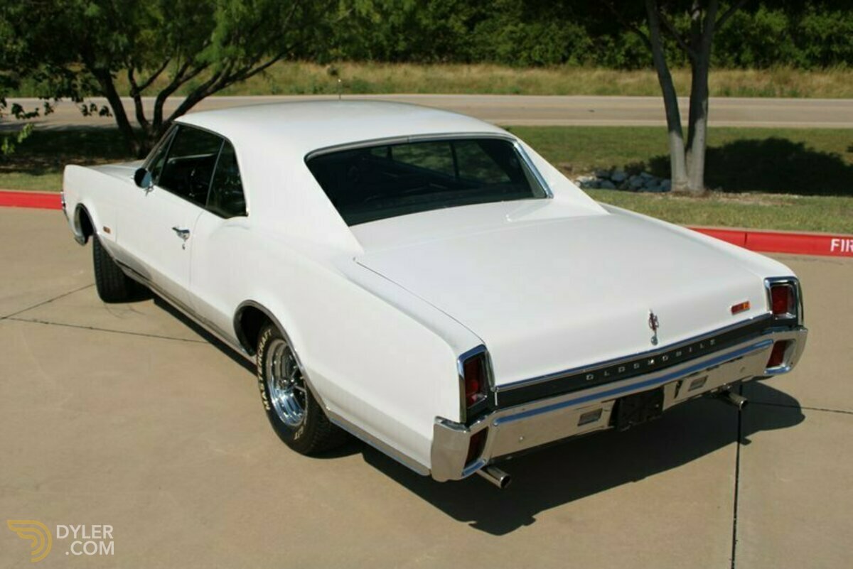 1967 Oldsmobile Cutlass Supreme, foto 8