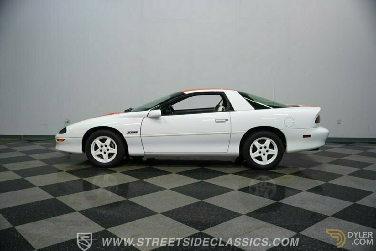 1997 Chevrolet Camaro Z28 30TH Anniversary Edition, foto 2