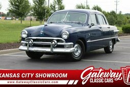 Ford Custom 1951 Blu