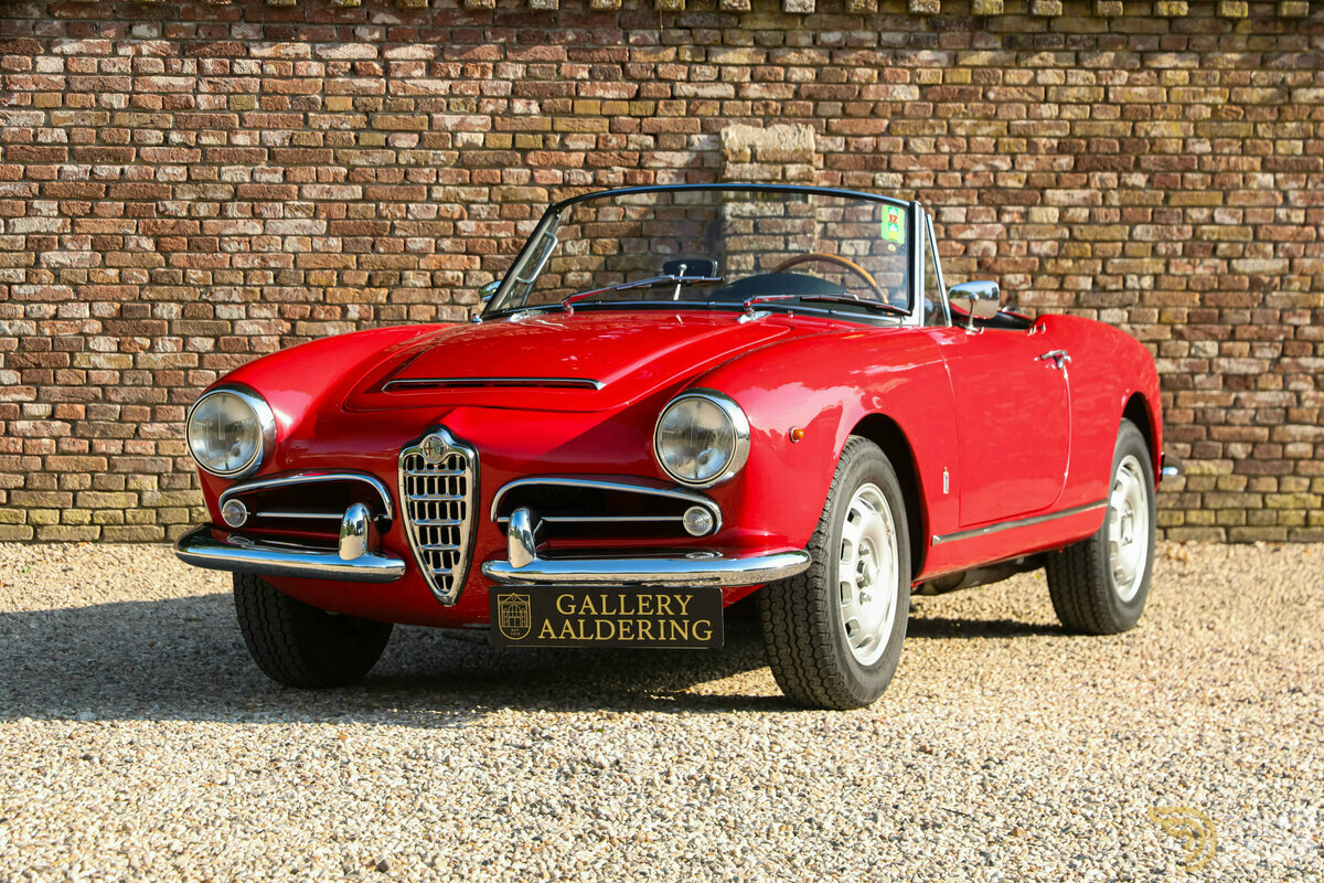1963 Alfa Romeo Giulia 1600 Spider, foto 1