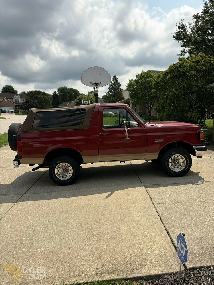 1990 Ford Bronco Eddie Bauer, foto 3