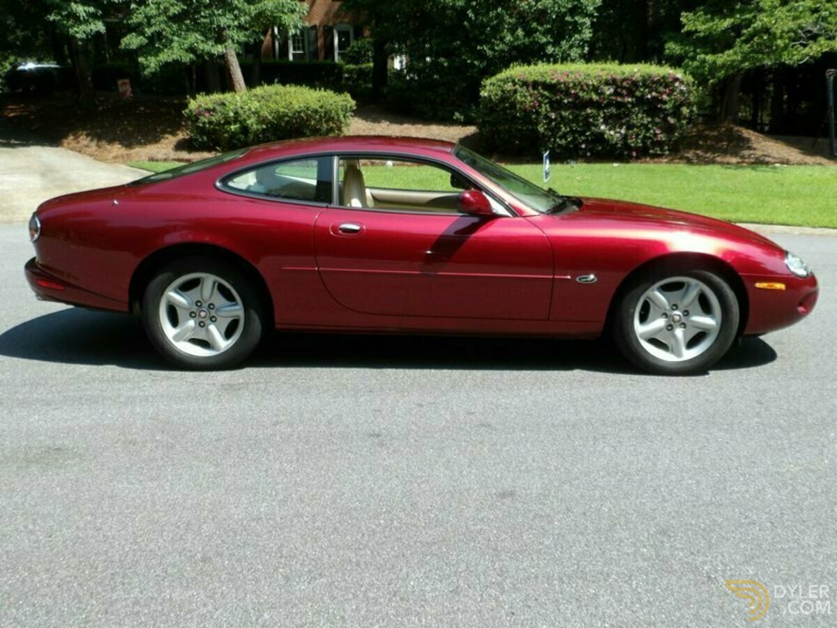 1997 Jaguar XK8, foto 3