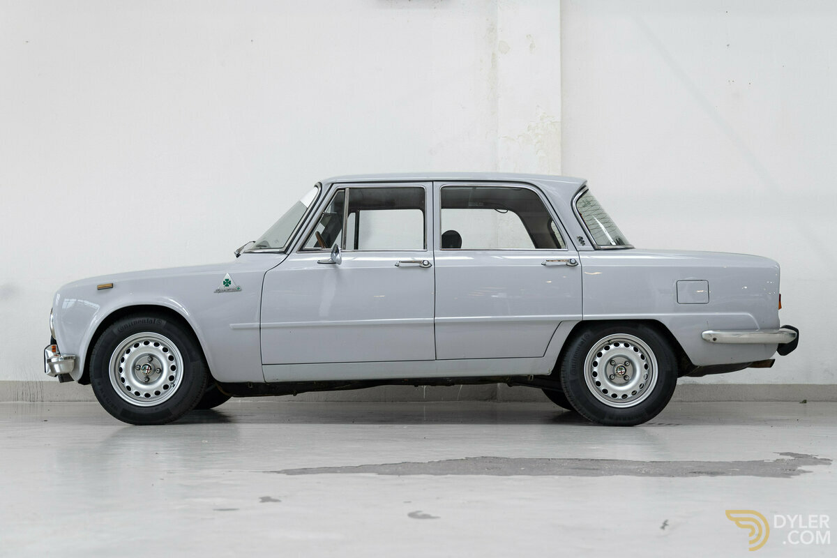 1974 Alfa Romeo Giulia Super - 2.0L - LSD - Grigio indaco -, foto 4