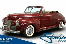 Ford Super Deluxe Convertible Descapotable / Roadster 1941 Rojo
