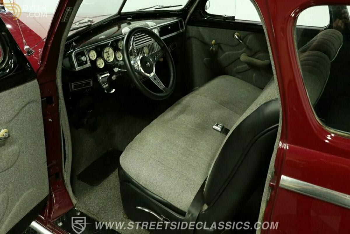 1947 Plymouth Special Restomod, foto 4