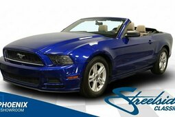 Ford Mustang Convertible Cabriolet / Roadster 2014 Blue