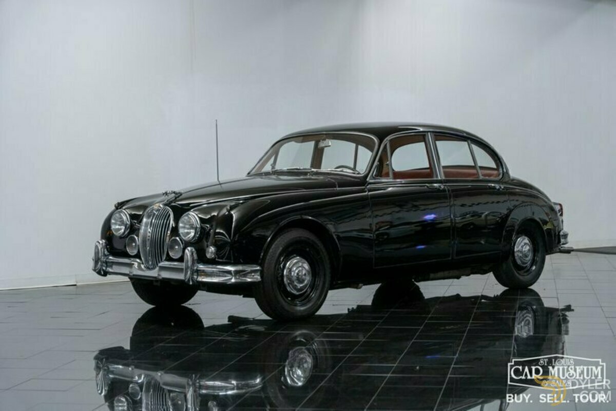 1961 Jaguar XK Sports Saloon, foto 2