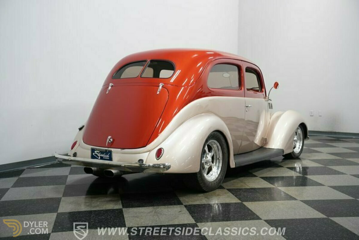 1937 Ford Sedan Slantback, foto 12