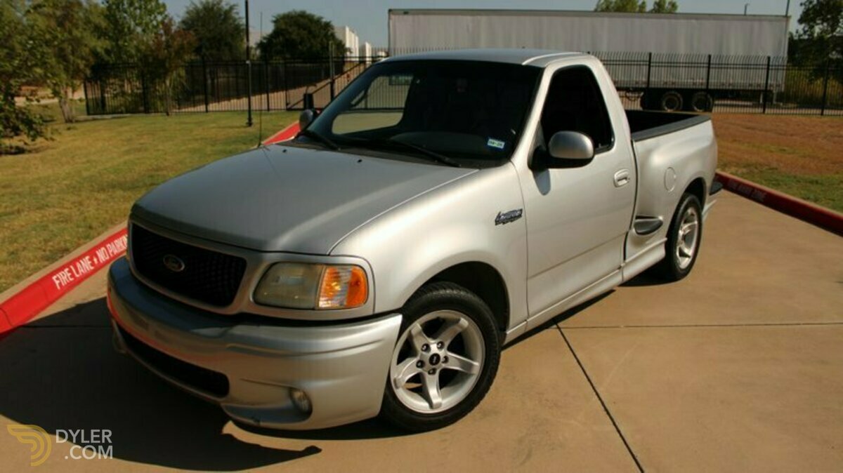 2000 Ford F-150 SVT Lightning, foto 2