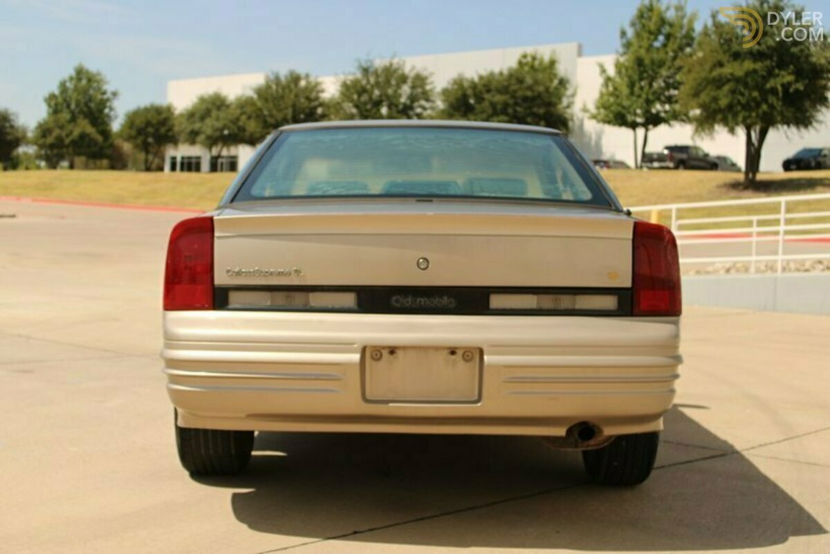 1997 Oldsmobile Cutlass, foto 12