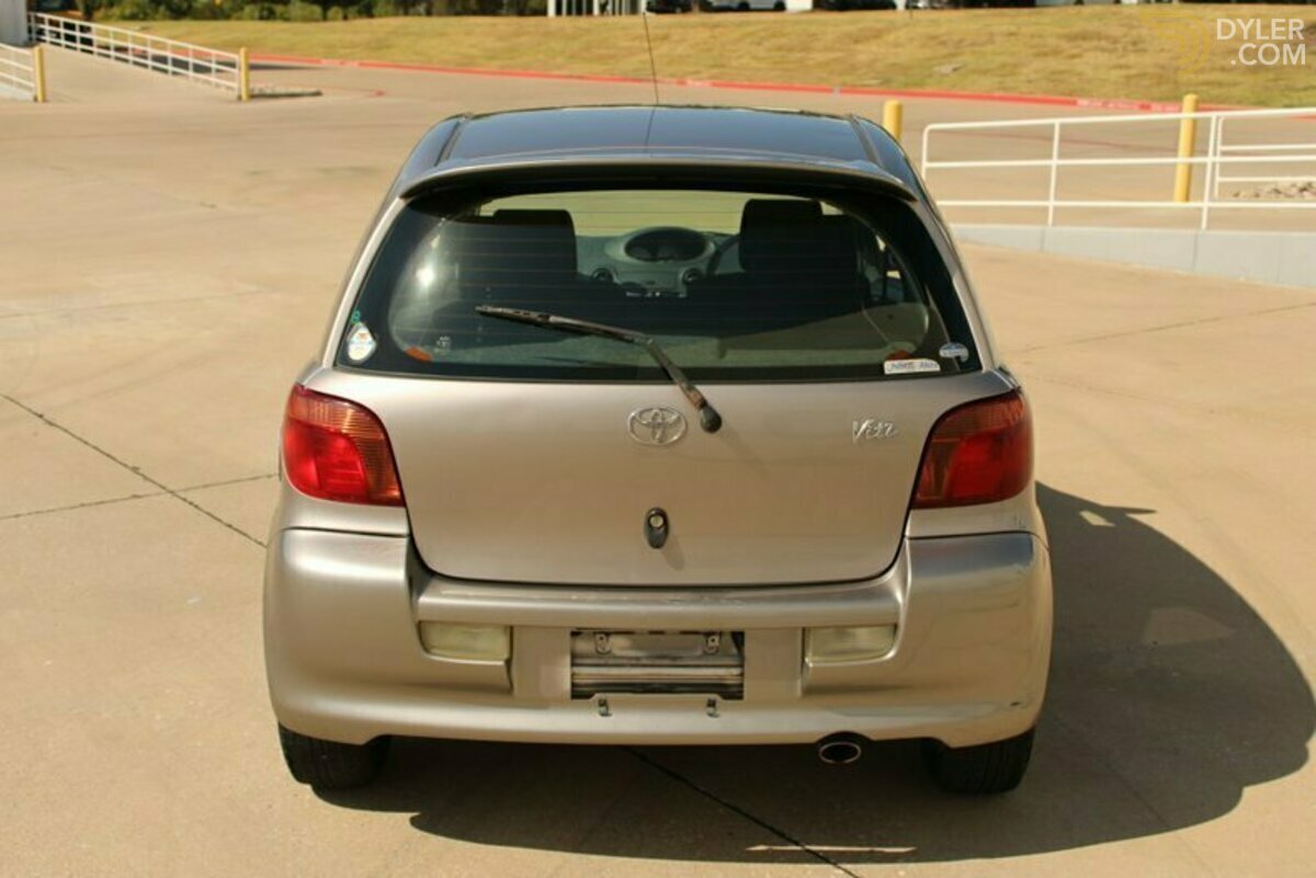 2000 Toyota Vitz RS, foto 11