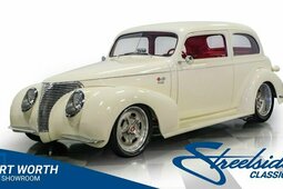 Chevrolet Master Restomod Berlina 1939 Bianco