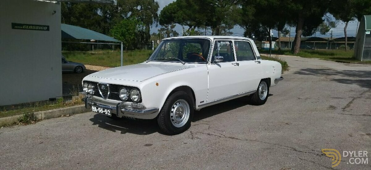 1972 Alfa Romeo 2000 Berlina, foto 1