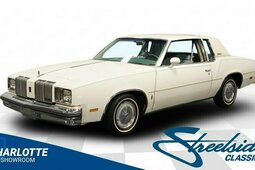 Oldsmobile Cutlass Supreme 1979 Weiss