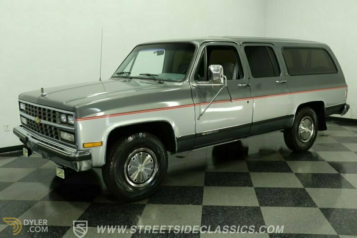 1990 Chevrolet Suburban R2500, foto 6