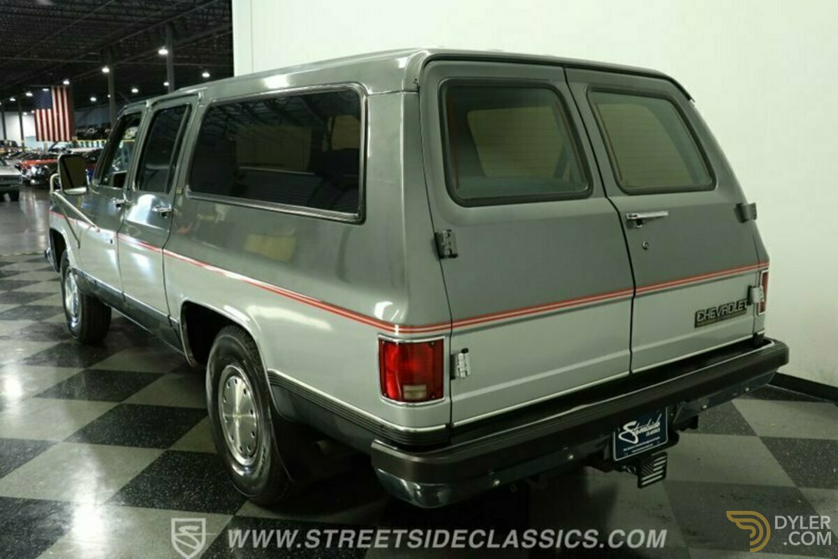 1990 Chevrolet Suburban R2500, foto 8