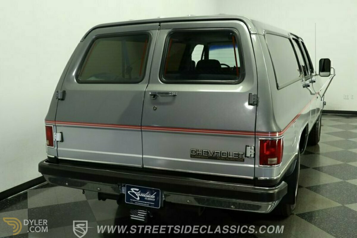 1990 Chevrolet Suburban R2500, foto 10