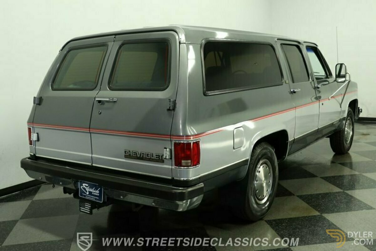 1990 Chevrolet Suburban R2500, foto 11
