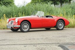 MG MGA 1600 Mk2 Cabriolet / Roadster 1962 Red