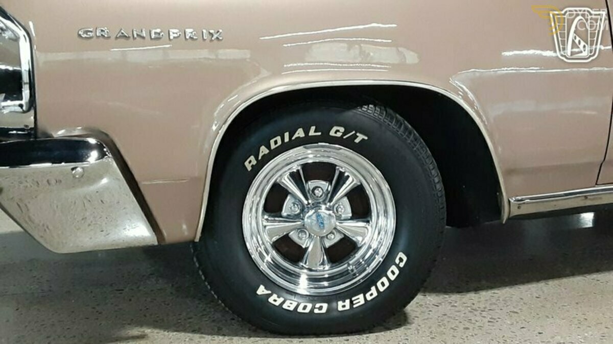 1963 Pontiac Grand Prix, foto 3